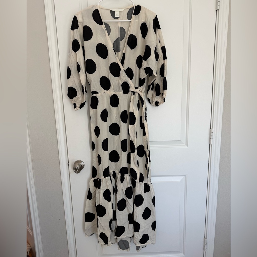 H&M Black and Cream Polka Dot Maxi Dress
